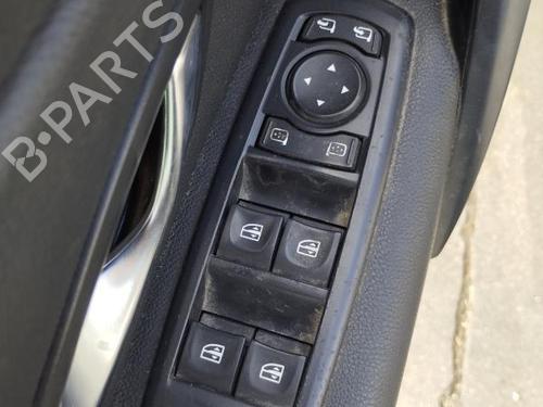 Raamschakelaar links voor RENAULT MEGANE III Hatchback (BZ0/1_, B3_) 1.5 dCi (BZ09, BZ0D, BZ1W, BZ29, BZ14) (110 hp) 29916251