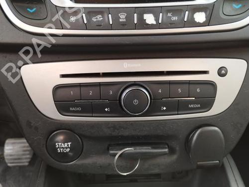 Used Radio RENAULT MEGANE III Hatchback (BZ0/1_, B3_) 1.5 dCi (BZ09, BZ0D, BZ1W, BZ29, BZ14) (110 hp) 29922111