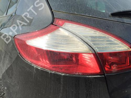 Used Left taillight RENAULT MEGANE III Hatchback (BZ0/1_, B3_) 1.5 dCi (BZ09, BZ0D, BZ1W, BZ29, BZ14) (110 hp) 29922118