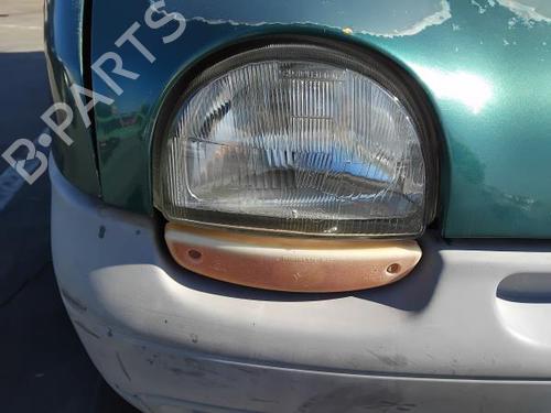 Używane Lampa przednia prawa RENAULT TWINGO I (C06_) 1.2 (C063, C064) (55 hp) 28816539