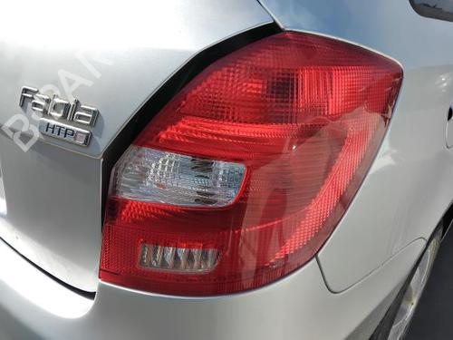 Høyre baklys SKODA FABIA II Combi (545) 1.2 (70 hp) 29399703