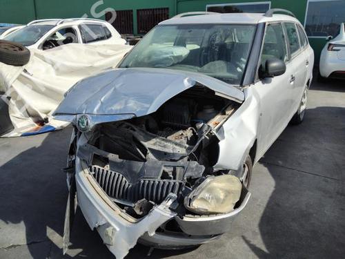 Brugte SKODA FABIA II Combi (545) 1.2 (70 hp) 4040503