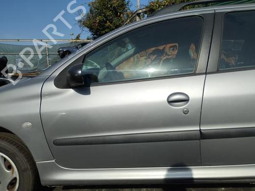 Used Right front door PEUGEOT 206 Hatchback (2A/C) 1.4 CNG (75 hp) 29925212