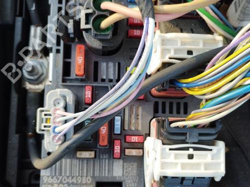 Sikringsdåse PEUGEOT 407 (6D_) 1.6 HDi 110 (6D9HZC, 6D9HYC) (109 hp) 29925219