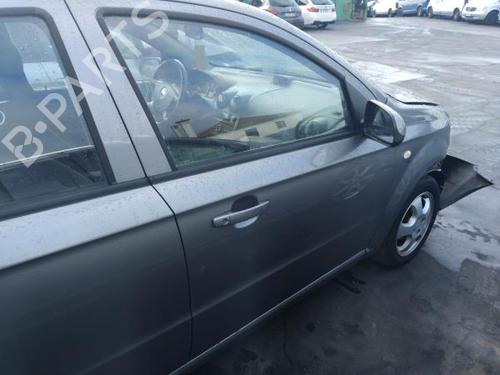Used Right front door CHEVROLET AVEO / KALOS Saloon (T250, T255) 1.4 (94 hp) 29938806