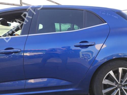Puerta trasera izquierda RENAULT MEGANE IV Hatchback (B9A/M/N_) 1.3 TCe 140 (B9NB) (140 hp) 29957753