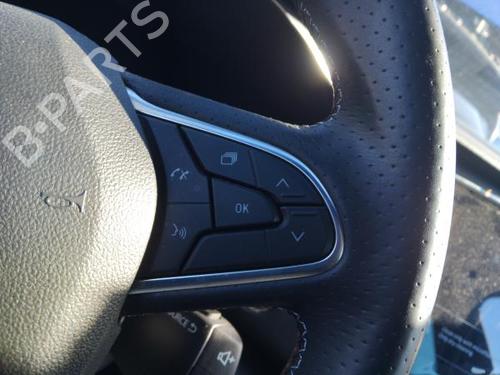 Steering wheel RENAULT MEGANE IV Hatchback (B9A/M/N_) 1.3 TCe 140 (B9NB) | BP29957756C49