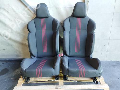 Sitze Komplett für RENAULT MEGANE IV Hatchback (B9A/M/N_) 1.3 TCe 140 (B9NB) (140 hp) 30848484