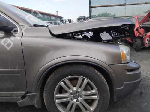 Aile avant droite VOLVO XC90 I (275) D5 AWD (185 hp) 30001354
