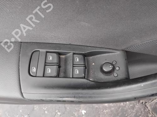 Pulsantiera anteriore sinistra AUDI Q3 (8UB, 8UG) 2.0 TDI (177 hp) 30706061