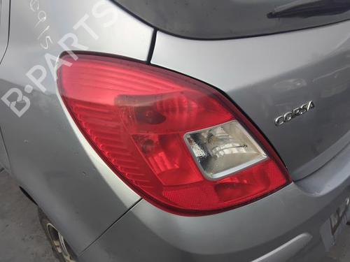 Fanale posteriore sinistro OPEL CORSA D (S07) 1.3 CDTI (L08, L68) (75 hp) 31667437