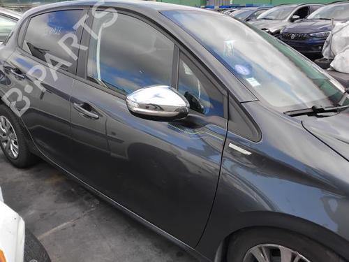 Used Right front door PEUGEOT 208 I (CA_, CC_) 1.2 VTI 82 (82 hp) 30275469