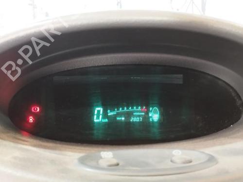 Used Instrument cluster TOYOTA YARIS (_P1_) 1.0 (SCP10_, SCP10R) (68 hp) 30278275