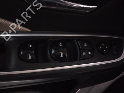 Used Left front window switch NISSAN MICRA V (K14) 1.0 IG-T 100 (101 hp) 30402287