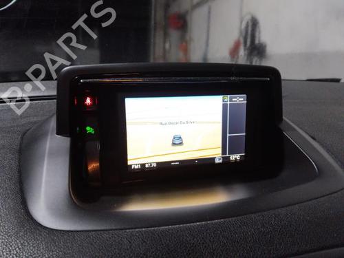 display-monitor-renault-megane-iii-hatchback-bz01_-b3_-2008-30411280 main image