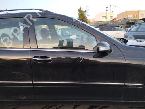 Used Right front door MERCEDES-BENZ C-CLASS T-Model (S203) C 220 CDI (203.208) (150 hp) 30296242