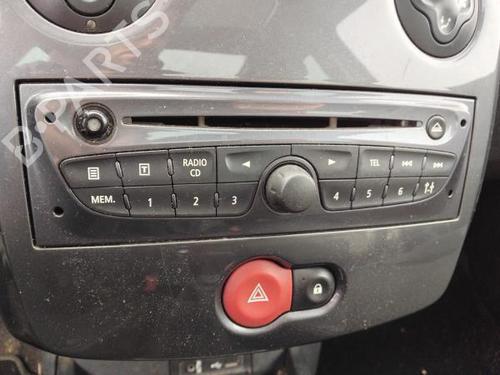 Radio RENAULT CLIO III Grandtour (KR0/1_) 1.5 dCi (KR0H, KR1S) (106 hp) 30710271