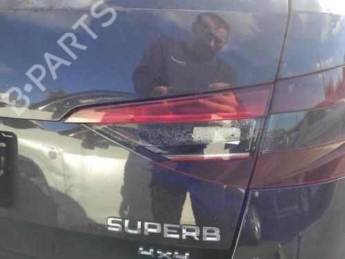 Højre baglygte bagklap SKODA SUPERB III Estate (3V5) [2015-2024]  30435953