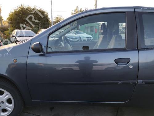 Used Left front door FIAT PUNTO (188_) 1.2 60 (188.030, .050, .130, .150, .230, .250) (60 hp) 30296903