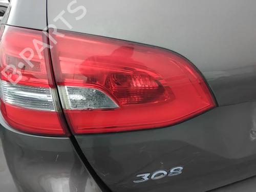 Used Left tailgate light PEUGEOT 308 II (LB_, LP_, LW_, LH_, L3_) 1.6 BlueHDi 120 (120 hp) 30359386