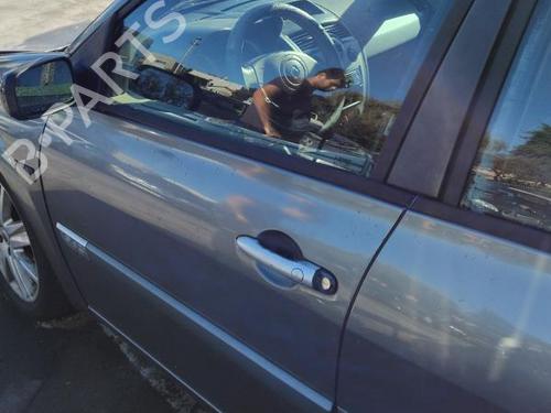 Porte avant gauche RENAULT MEGANE II Saloon (LM0/1_) 1.9 dCi (LM0G, LM1G, LM2C) (120 hp) 30435985