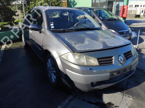 Brugte RENAULT MEGANE II Saloon (LM0/1_) 1.9 dCi (LM0G, LM1G, LM2C) (120 hp) 4326216