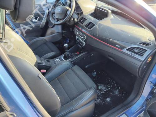 Right headlight RENAULT MEGANE III Grandtour (KZ0/1) 1.5 dCi (KZ09, KZ0D, KZ1G, KZ29, KZ14, KZ1W, KZ10, KZ1F,... | BP32397943C29 