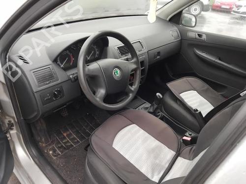 Porton trasero SKODA FABIA I Combi (6Y5) 1.2 | BP30795414C6