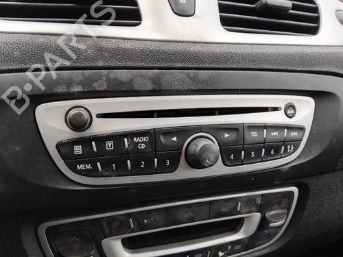 Used Radio RENAULT GRAND SCÉNIC III (JZ0/1_) 1.5 dCi (JZ0B, JZ07) (106 hp) 30795417