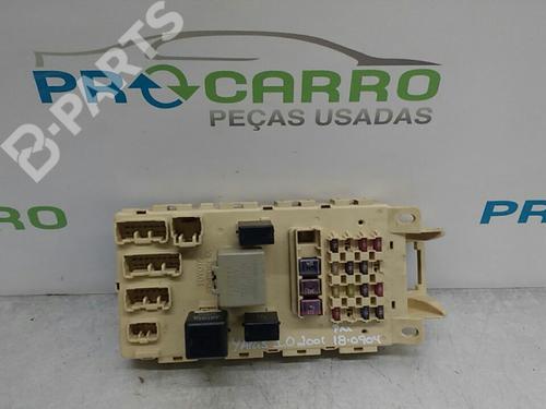 Used Fuse box Fuse box 9780326 9780326