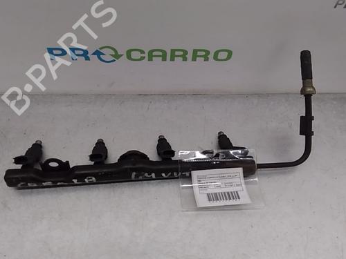 Used Injection rail TOYOTA COROLLA Estate (_E12_) [2001-2008]  14406572