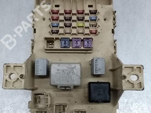 Skrzynka bezpieczników TOYOTA YARIS (_P1_) 1.0 (SCP10_, SCP10R) | BP9786895E1 