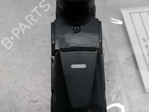 BP25852096I28 main image