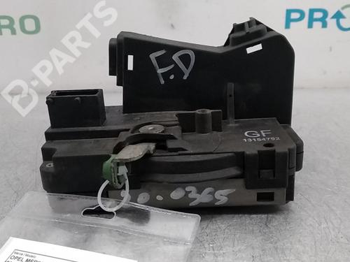 Used Front right lock OPEL MERIVA A MPV (X03) 1.3 CDTI (E75) (75 hp) 9788943