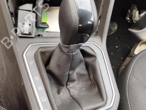 Used Gear lever Gear lever DACIA SANDERO III 1.0 TCe 90 (91 hp) 40544641 40544641