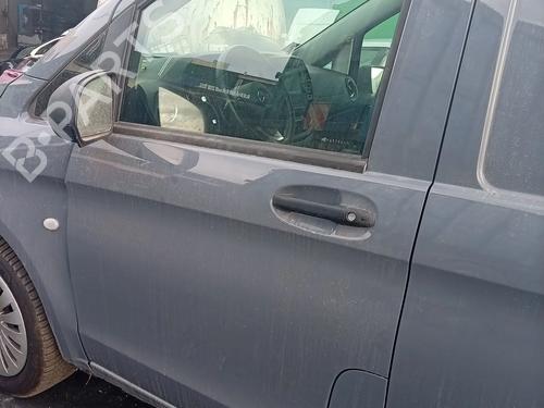 Used Left front door Left front door MERCEDES-BENZ VITO Van (W447) 116 CDI 4x4 (447.601, 447.603, 447.605) (163 hp) 40624388 40624388