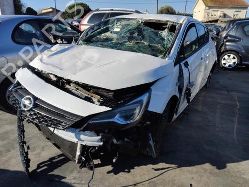 Gebruikte OPEL ASTRA K (B16) 1.6 CDTi (68) (136 hp) 4398324 Onderdelen