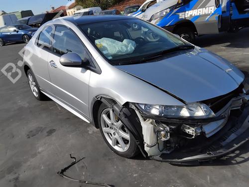 Brugte HONDA CIVIC VIII Hatchback (FN, FK) 2.2 CTDi (FK3) 4951218