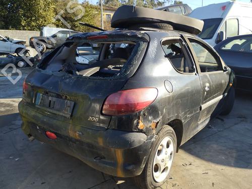 Used Parts PEUGEOT 206 Hatchback (2A/C) 1.1 i 4957432