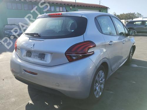 Used Parts PEUGEOT 208 I (CA_, CC_) 1.2 VTI 82 5006881