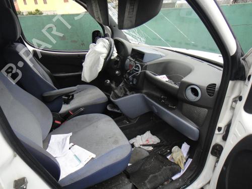 Engine control unit (ECU) FIAT DOBLO Box Body/MPV (223_)  | BP9773592M57 