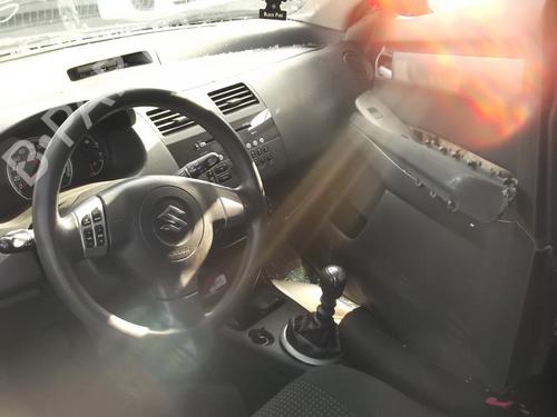 Fuse box SUZUKI SWIFT III (MZ, EZ)  | BP9827035E1 