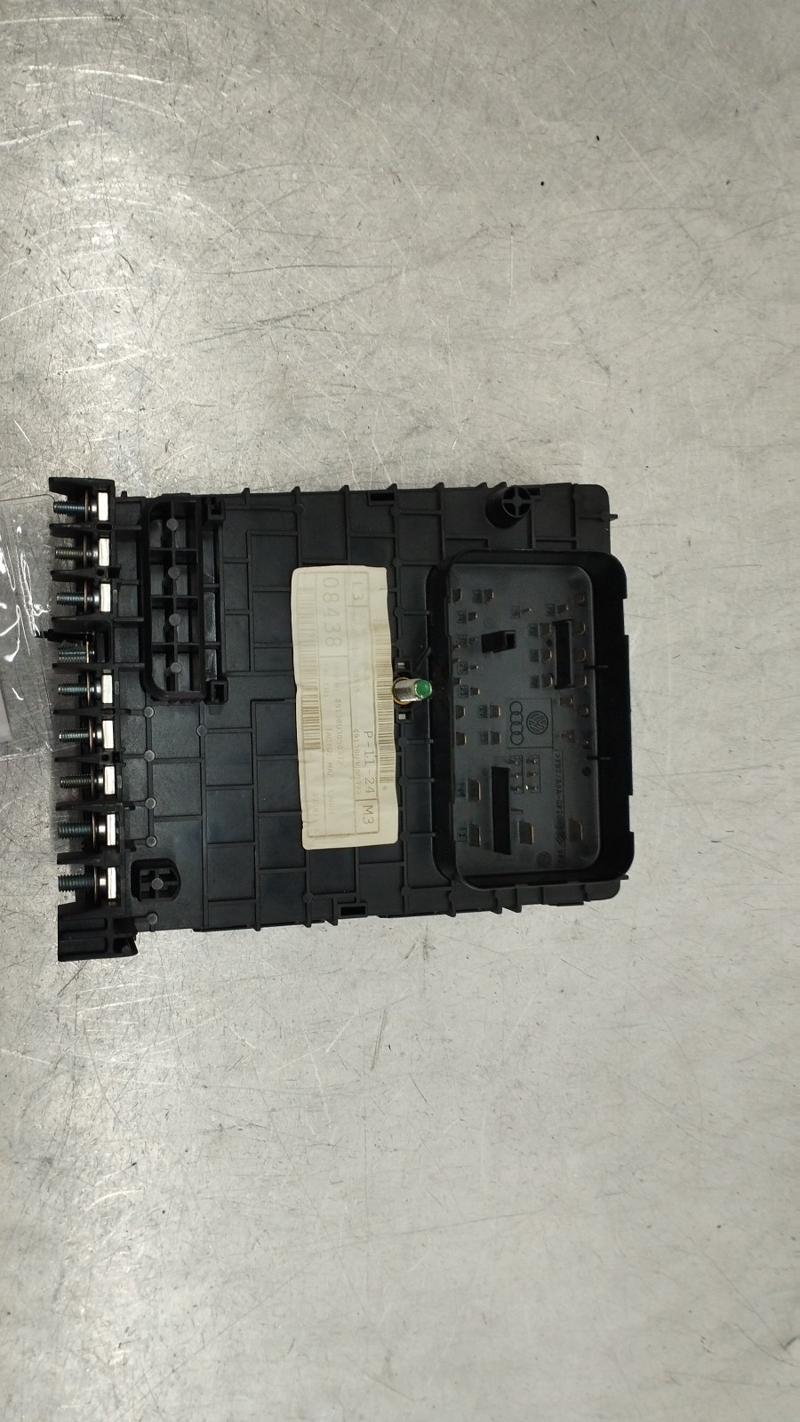 Fuse box AUDI Q3 (8UB, 8UG) 2.0 TDI 9802331 BParts