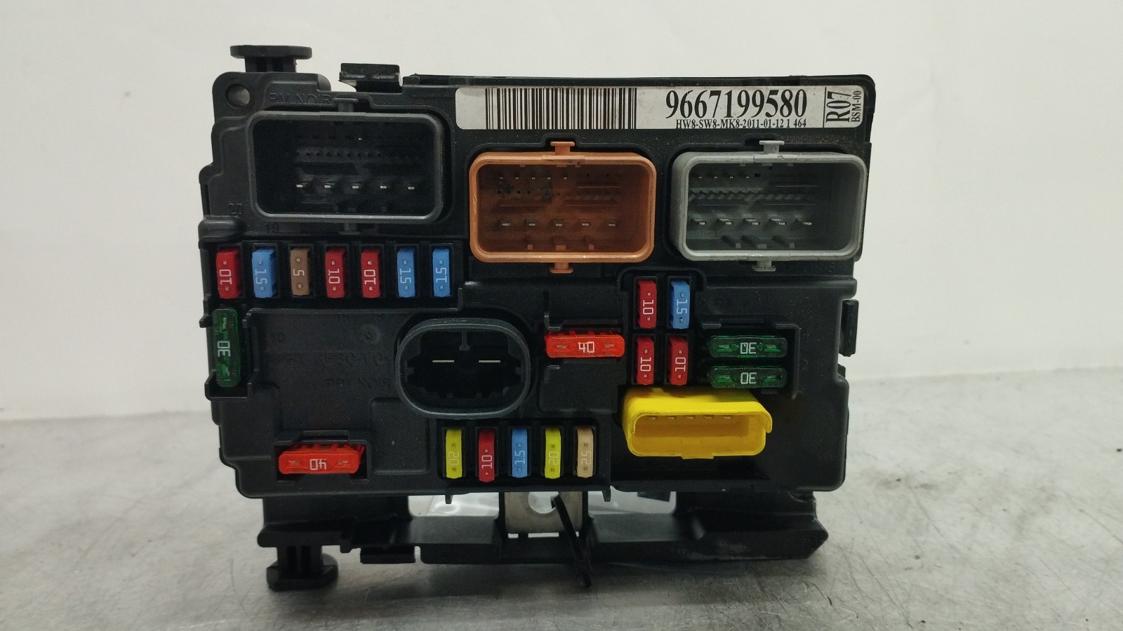 Fuse box PEUGEOT 207 (WA_, WC_) 1.4 16V 9817937 | B-Parts
