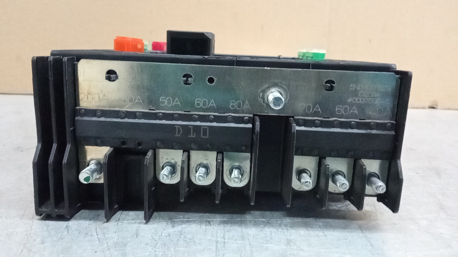Fuse box AUDI Q3 (8UB, 8UG) 1.4 TSI 9801162 BParts