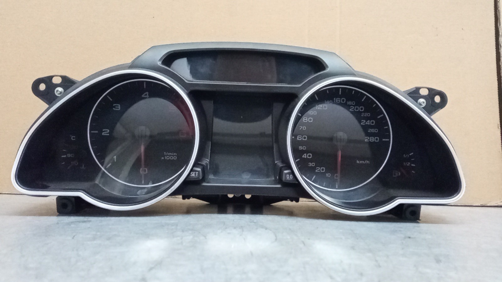 Instrument cluster AUDI A5 (8T3) 2.7 TDI 9801305 BParts