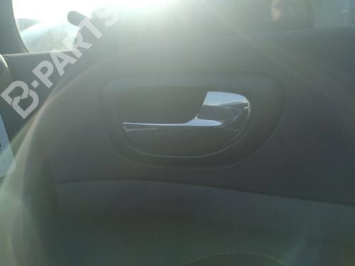Used Front right interior door handle Front right interior door handle PEUGEOT 306 (7B, N3, N5) 2.0 HDI 90 (90 hp) 10133210 10133210