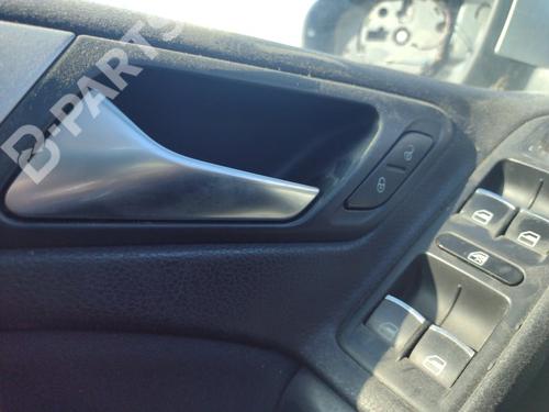Used Front left interior door handle Front left interior door handle VW GOLF VI (5K1) 2.0 TDI (140 hp) 10132713 10132713