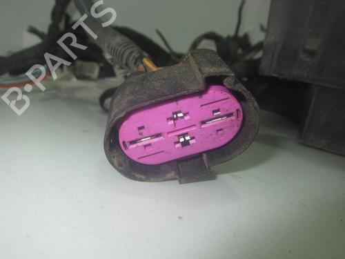Fuse box OPEL CORSA C (X01) 1.2 (F08, F68) | BP13739695E1 