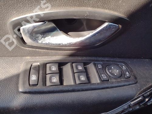 Used Left front window switch Left front window switch RENAULT MEGANE III Hatchback (BZ0/1_, B3_) 2.0 dCi (BZ0L) (160 hp) 10398149 10398149